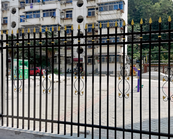 十堰鐵藝護(hù)欄的維護(hù)常識(shí)是什么？